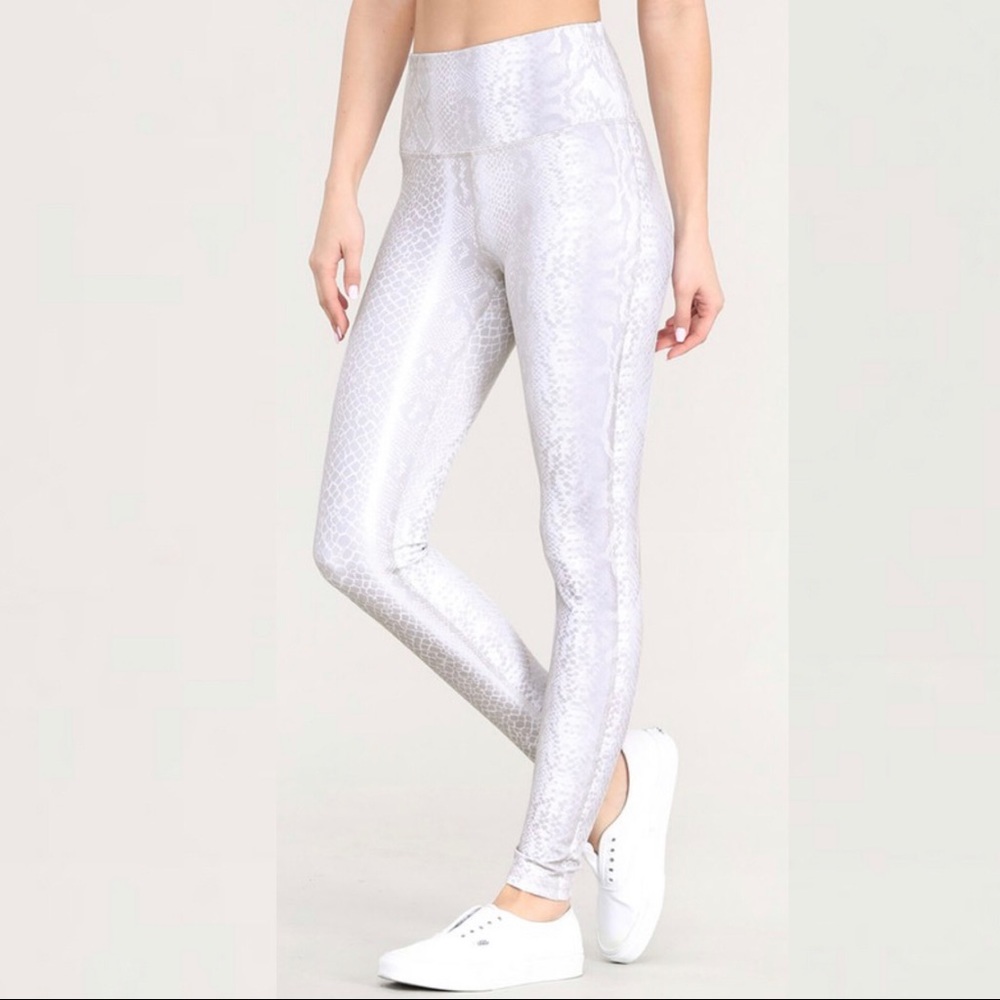 TAYLOR ➖ in Snake Skin